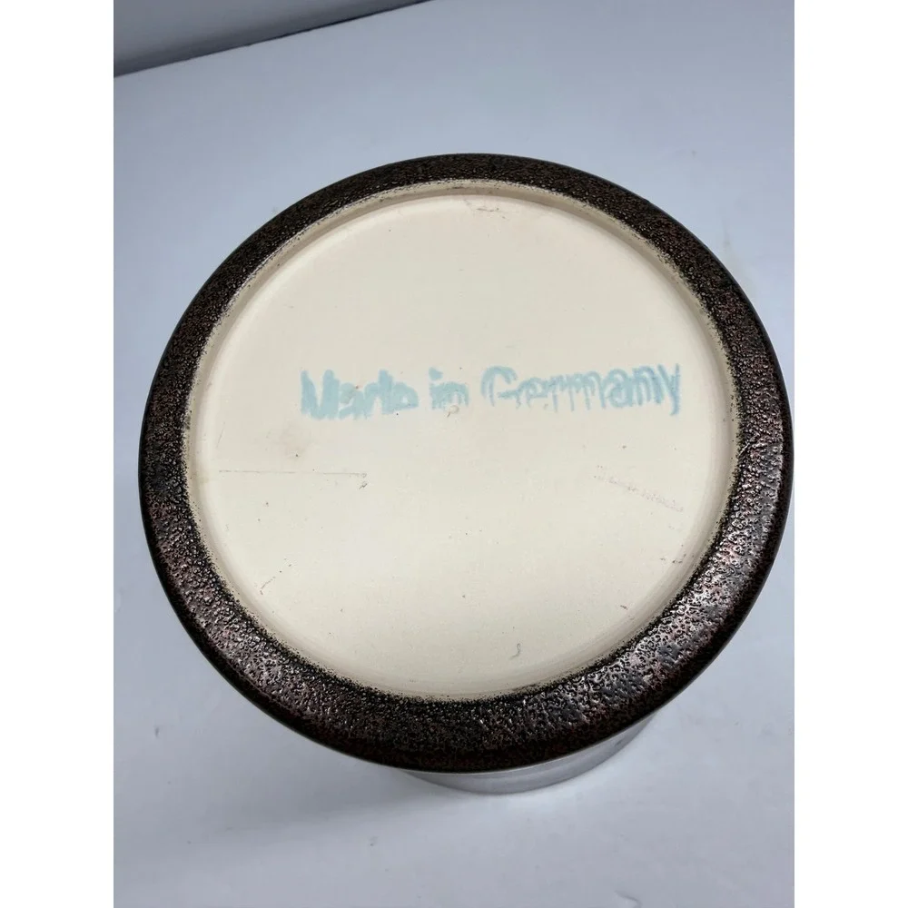 N/A modernist ceramic